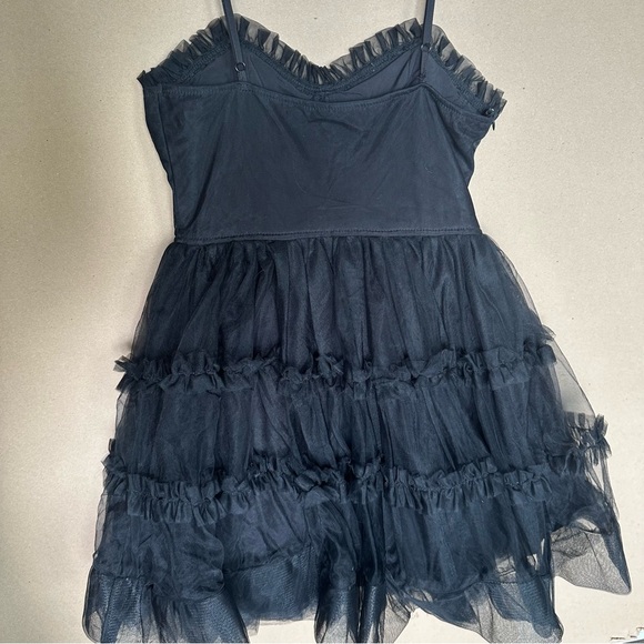 Black tulle dress fit and flare size small - Picture 5 of 7